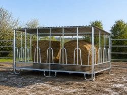 Krmelec pro koně a skot Safety Feeder