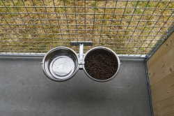 Krmítko dvojité pevné 2 x 2,5 l, včetně misek